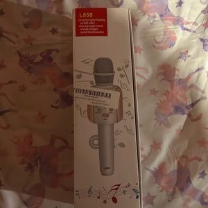 Kids karaoke Bluetooth microphone